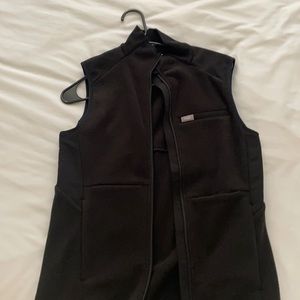 XS FIGS BLACK VEST WORN ONCE great condition